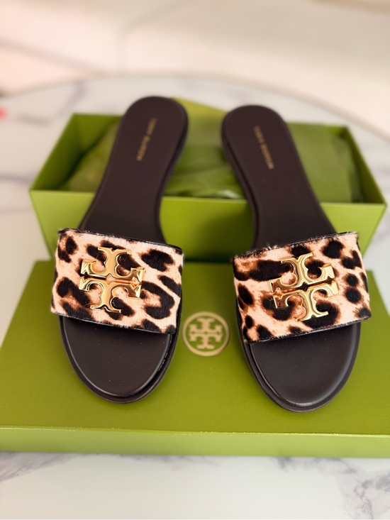 Tory Burch Shoes - Tory Burch Everly Leopard Calf Hair Slide Sandals Logo Mule Flats 8 RUNS SMALL